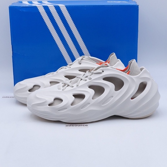 NEW adidas adiFOM Q Sneakers GY4455 Off White/Aluminum/Wonder White - Picture 1 of 12